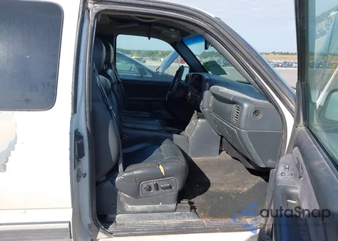 2000 Chevrolet Silverado 1500 Lt из США, поврежденный, VIN 2GCEK19T8Y1210350